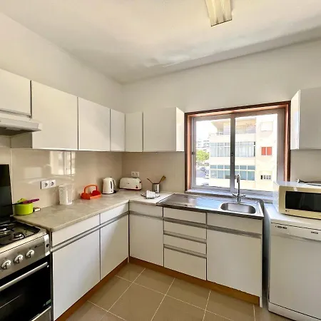 & Ocean View Ii By Homing Apartment *