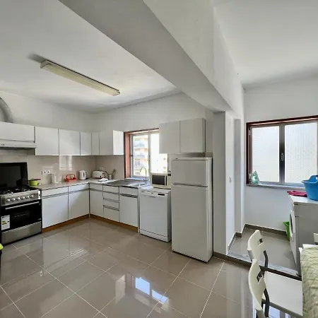 & Ocean View Ii By Homing Apartment *